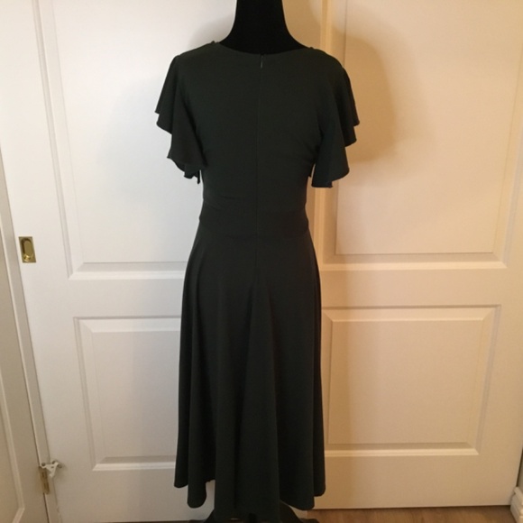 Women’s Green V Neck Ruffle Sleeve Midi Dress - Picture 3 of 6